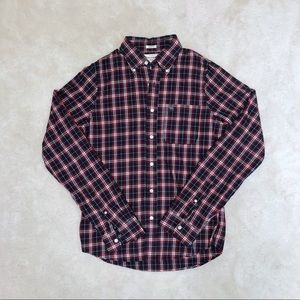 Men’s A&F plaid button down shirt NWT
